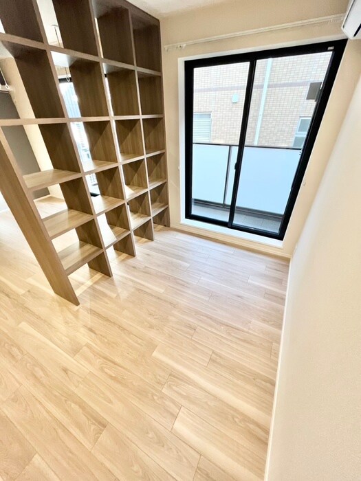 物件内観写真9　(居室)