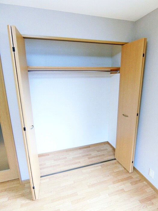 物件内観写真8　(収納)