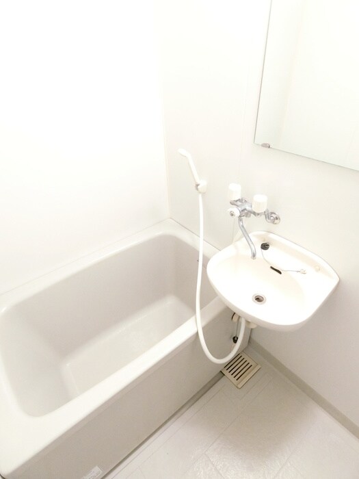 物件内観写真9　(バス／シャワールーム等)