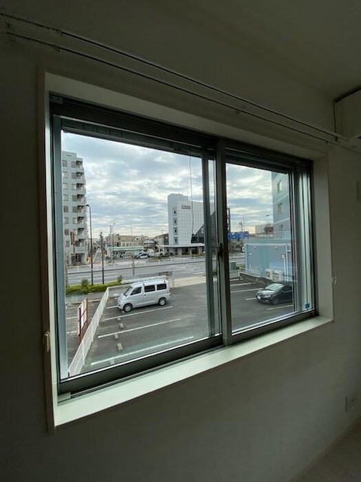 物件内観写真22　(室内からの展望)