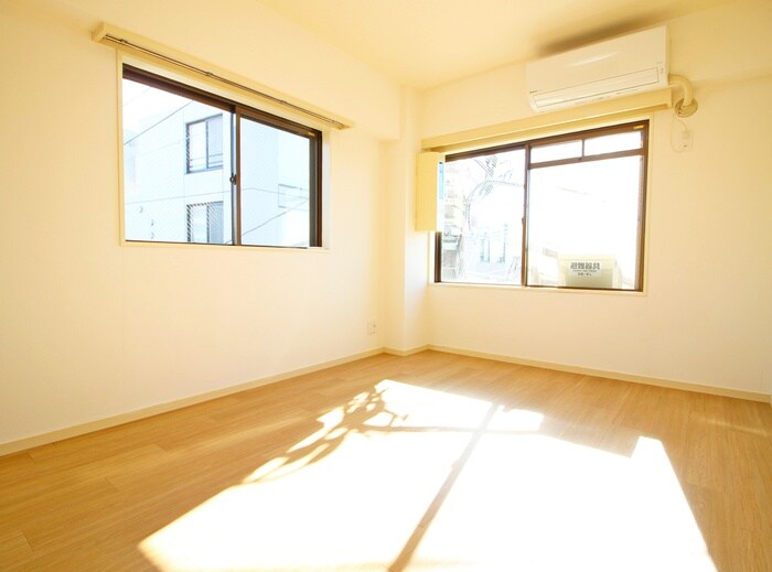 物件内観写真7　(居室)