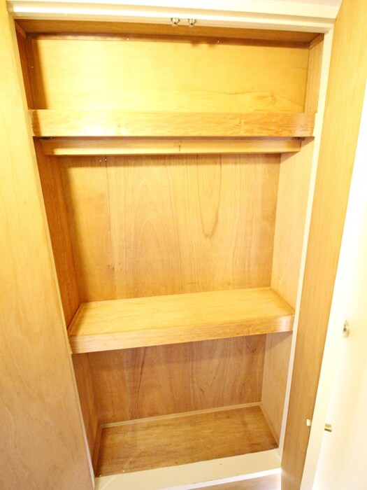 物件内観写真12　(収納)