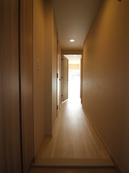 物件内観写真7　(廊下)