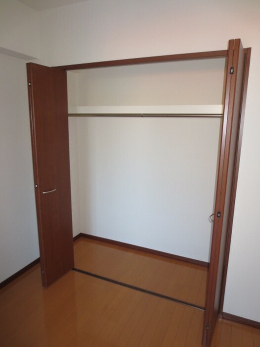 物件内観写真11　(収納)