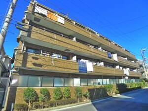ﾗｲｵﾝｽﾞﾏﾝｼｮﾝ行徳第２（１０２）外観写真