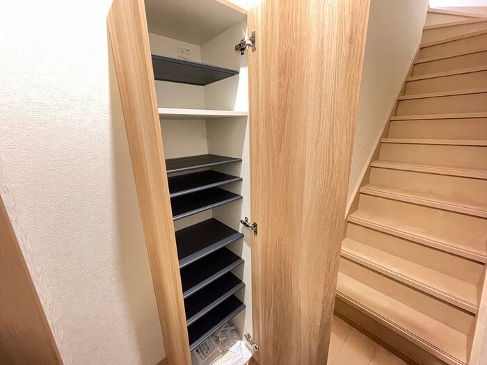 物件内観写真22　(靴箱)