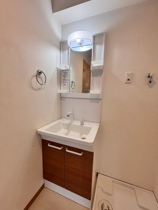 物件内観写真12　(洗面)