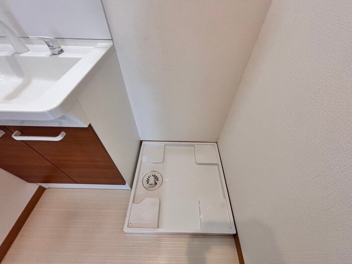 物件内観写真17　(洗濯機置場)