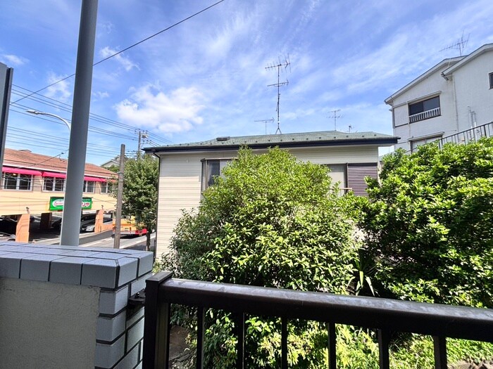 物件内観写真18　(室内からの展望)