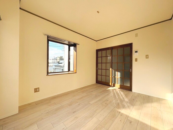 物件内観写真9　(居室)