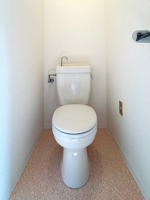 物件内観写真15　(トイレ)