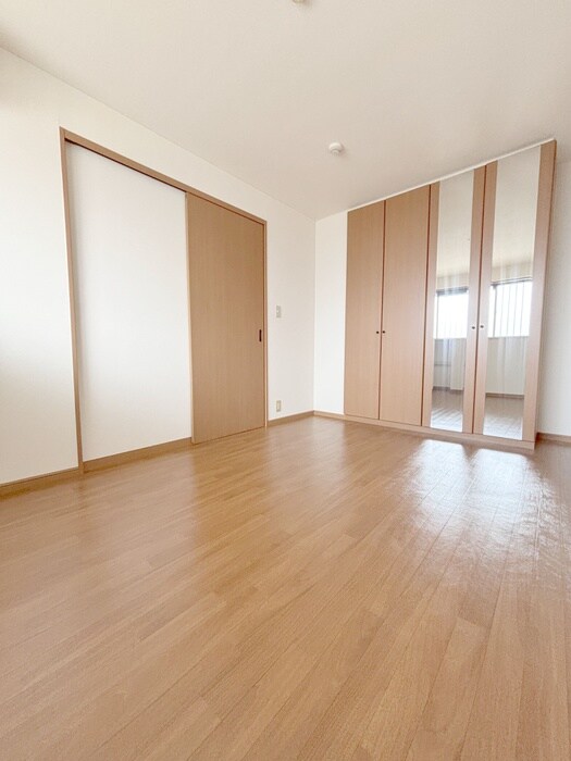 物件内観写真5　(居室)