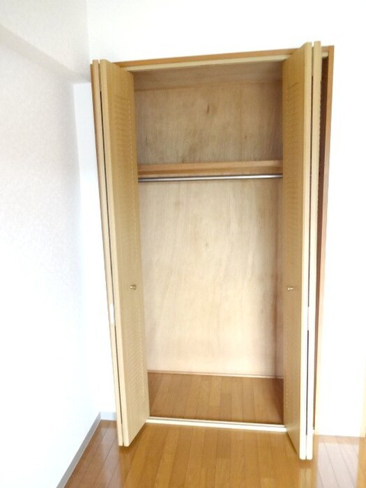 物件内観写真15　(収納)