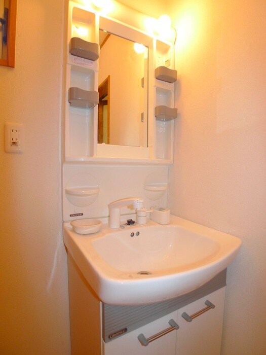 物件内観写真13　(洗面)