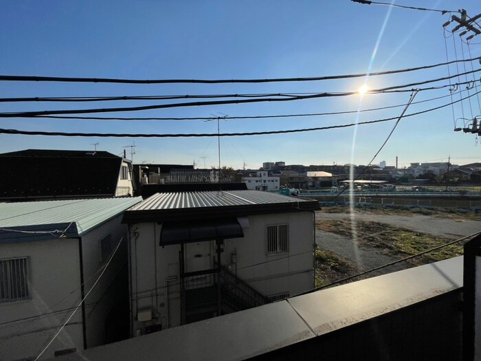 物件内観写真17　(室内からの展望)