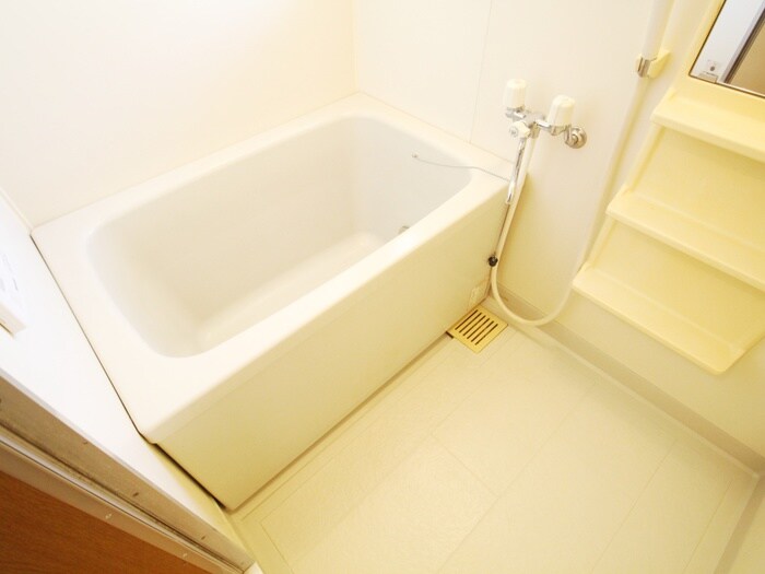 物件内観写真12　(バス／シャワールーム等)