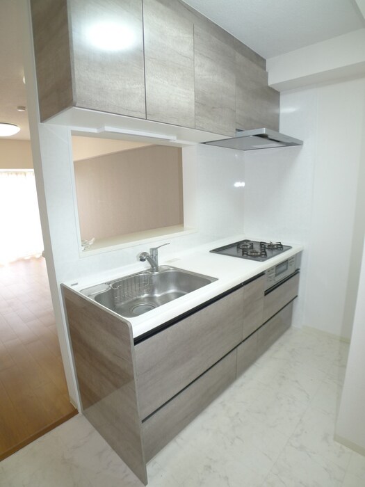 市川グリーンハイツＢ棟のキッチン