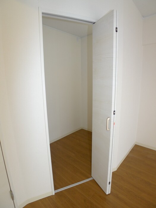 物件内観写真15　(内観写真)