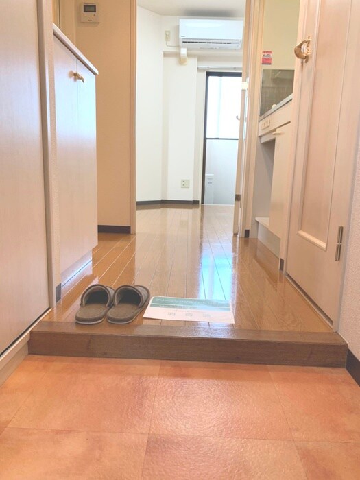 物件内観写真17　(廊下)