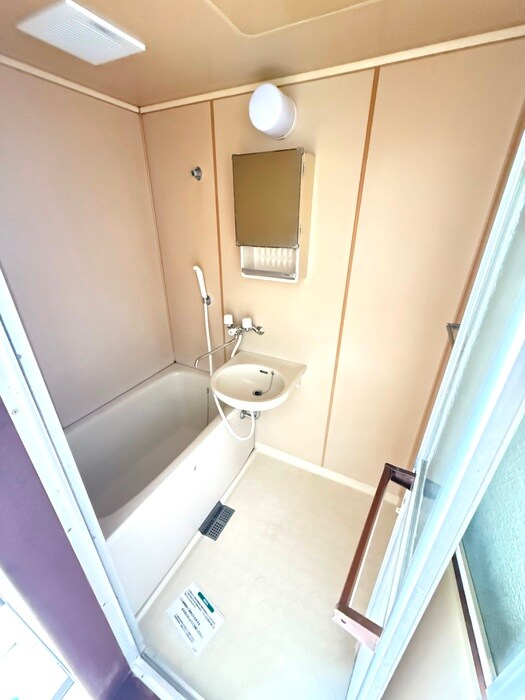 物件内観写真11　(バス／シャワールーム等)