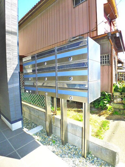 物件外観写真6　(建物設備)