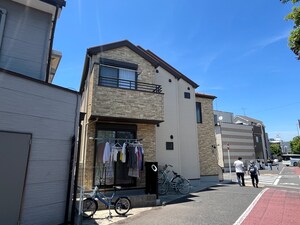 Ｆｉｚｚ　Ｔｓｕｒｕｍｉ外観写真