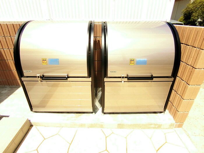 物件外観写真6　(建物設備)