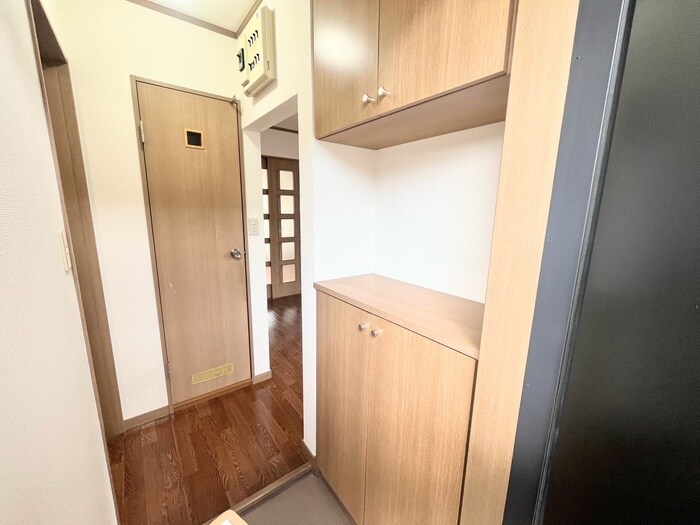 物件内観写真18　(靴箱)
