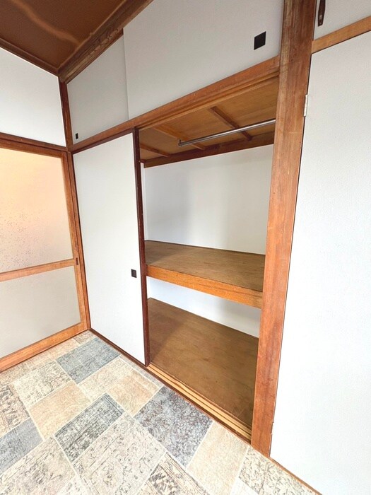 物件内観写真12　(収納)