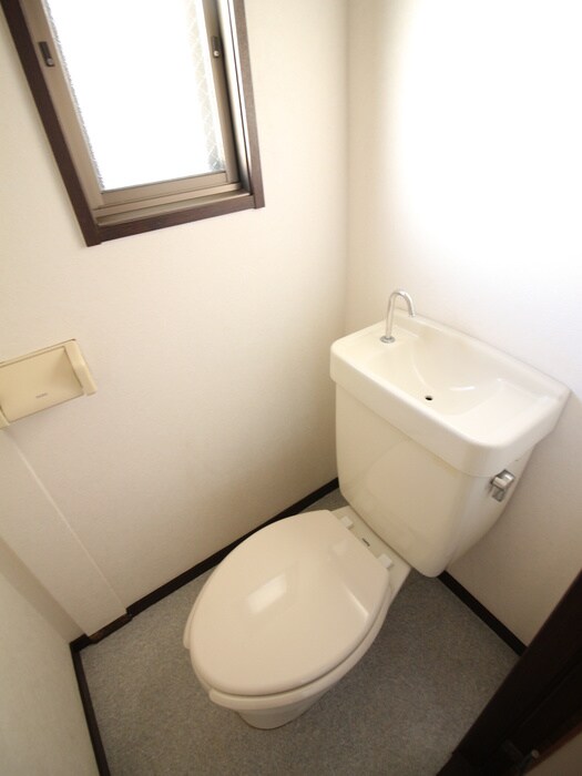 物件内観写真10　(トイレ)