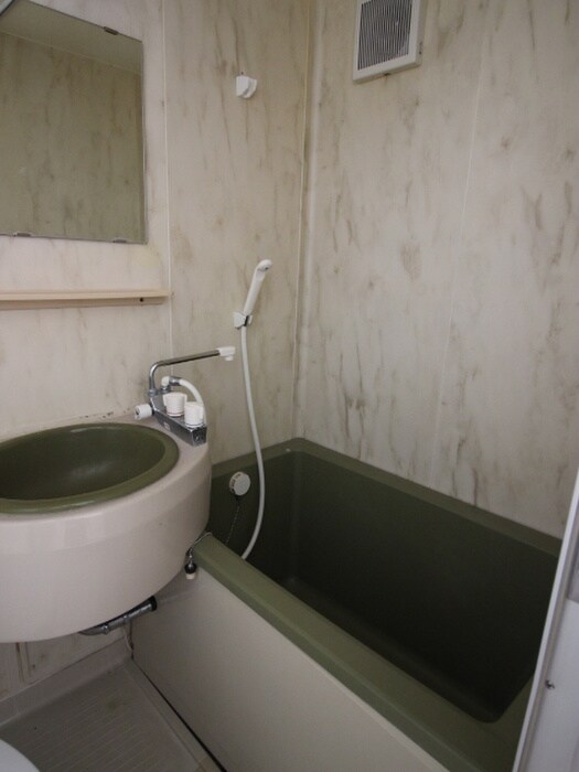 物件内観写真12　(バス／シャワールーム等)