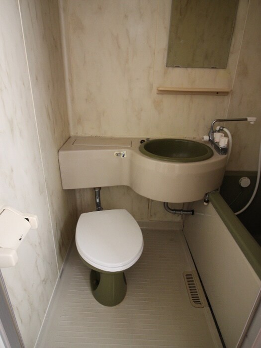 物件内観写真13　(トイレ)