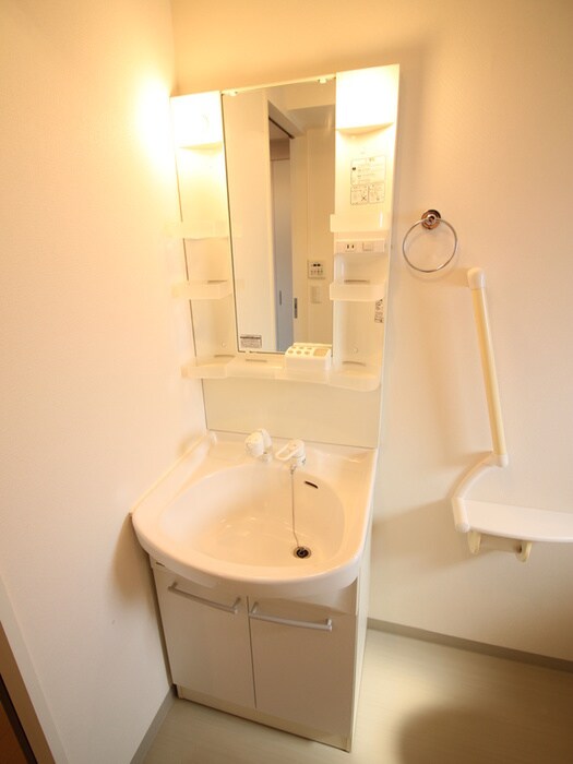 物件内観写真13　(洗面)