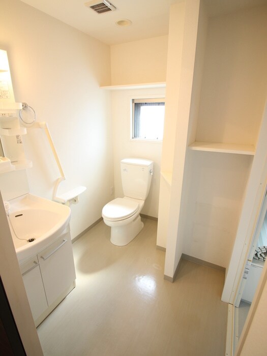 物件内観写真14　(内観写真)