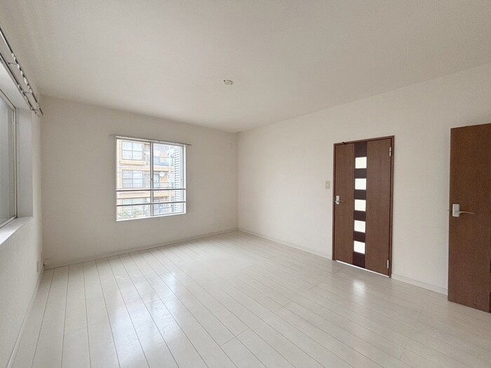 物件内観写真5　(居室)