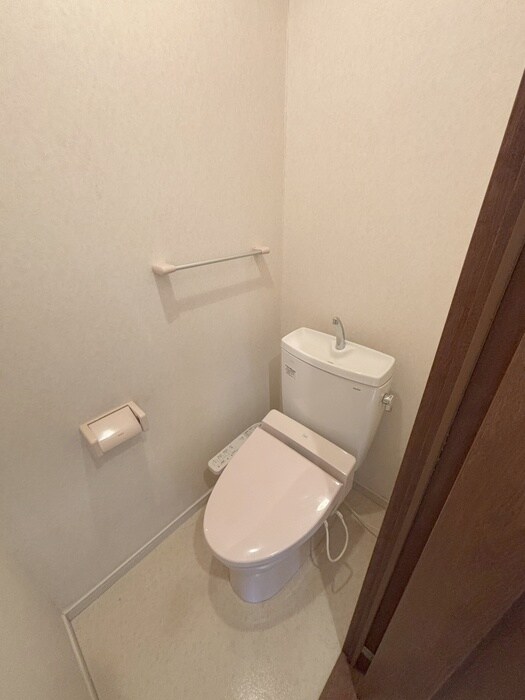 物件内観写真17　(トイレ)