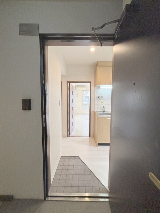 物件内観写真18　(廊下)