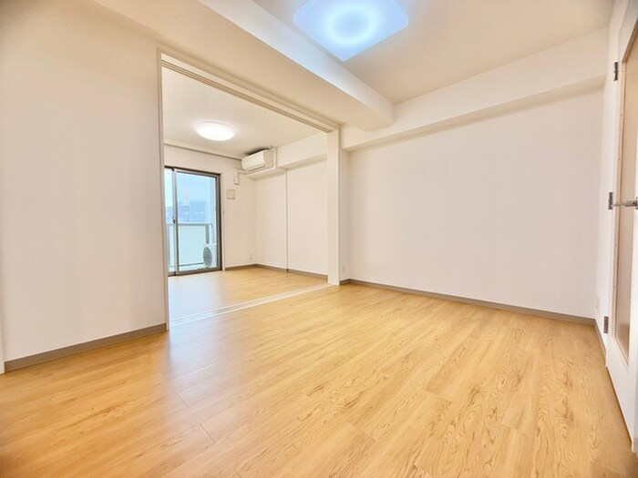 物件内観写真10　(居室)