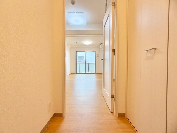 物件内観写真17　(廊下)