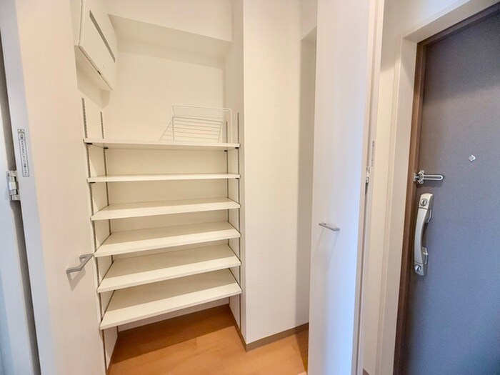 物件内観写真19　(靴箱)
