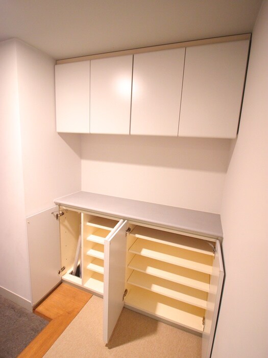 物件内観写真17　(靴箱)