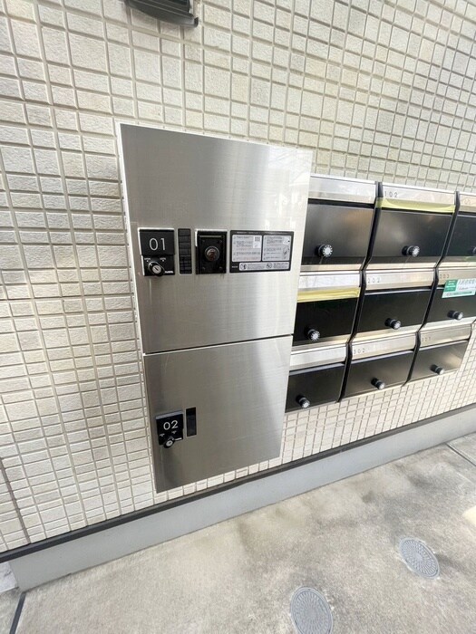 物件外観写真4　(建物設備)