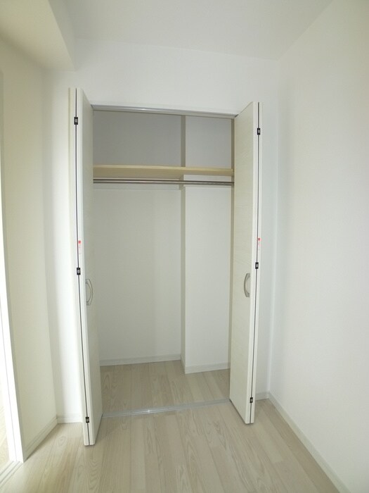 物件内観写真13　(収納)