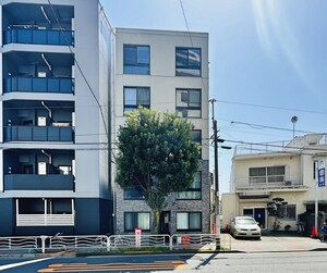 ＳＰＲＩＮＧ　ＢＡＮＫ外観写真