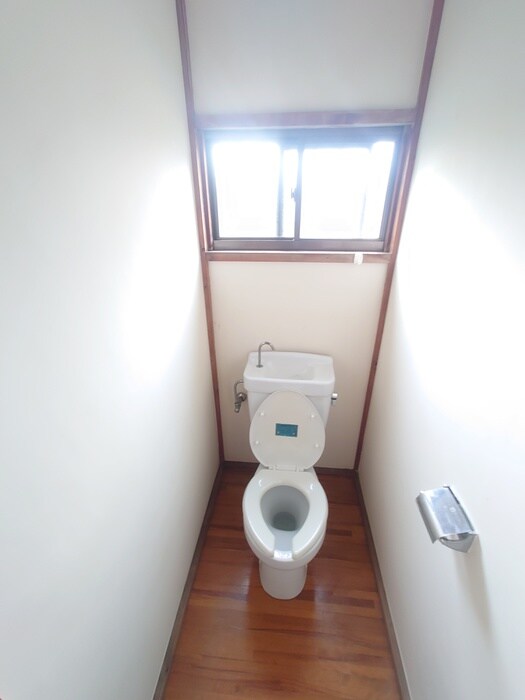 物件内観写真12　(トイレ)