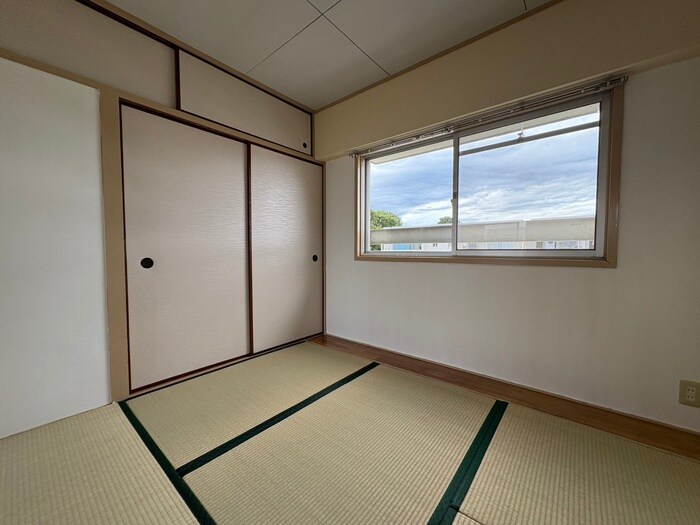 物件内観写真8　(居室)