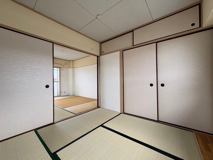 物件内観写真9　(居室)