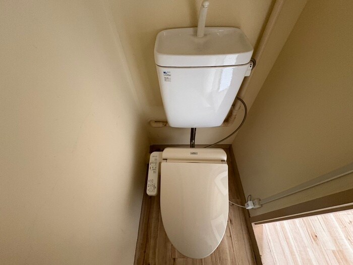 物件内観写真12　(トイレ)