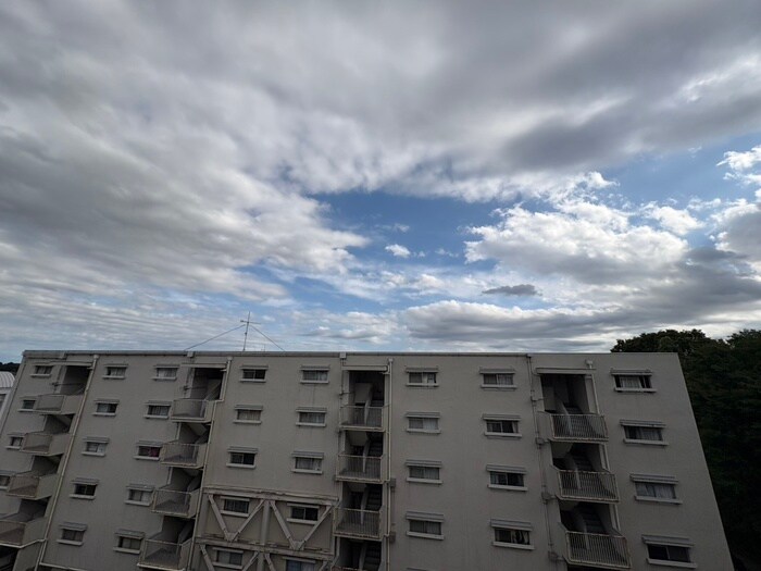 物件内観写真17　(室内からの展望)