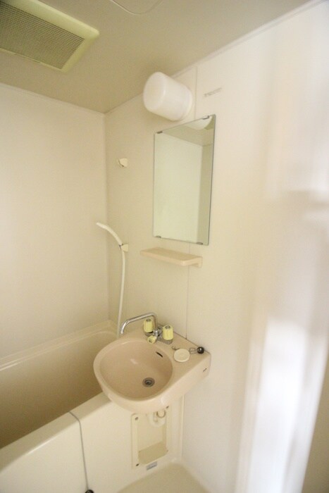 物件内観写真11　(洗面)
